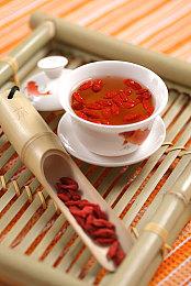 《星舰铳犬》公开全彩模式 2025年2月20日全球发售